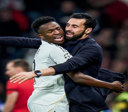 突发意外,蒋光太受伤,离场,LeYu,Sports,乐鱼体育,乐鱼体育入口,乐鱼体育官网,乐鱼体育APP下载